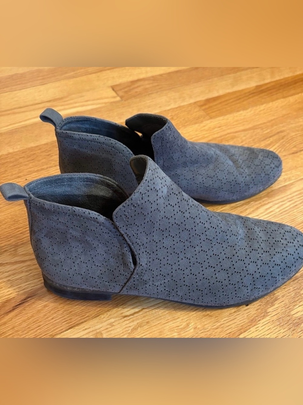 Dr. Scholl's Rate Ankle Booties Perforated Suede Grey Women's Size 9.5